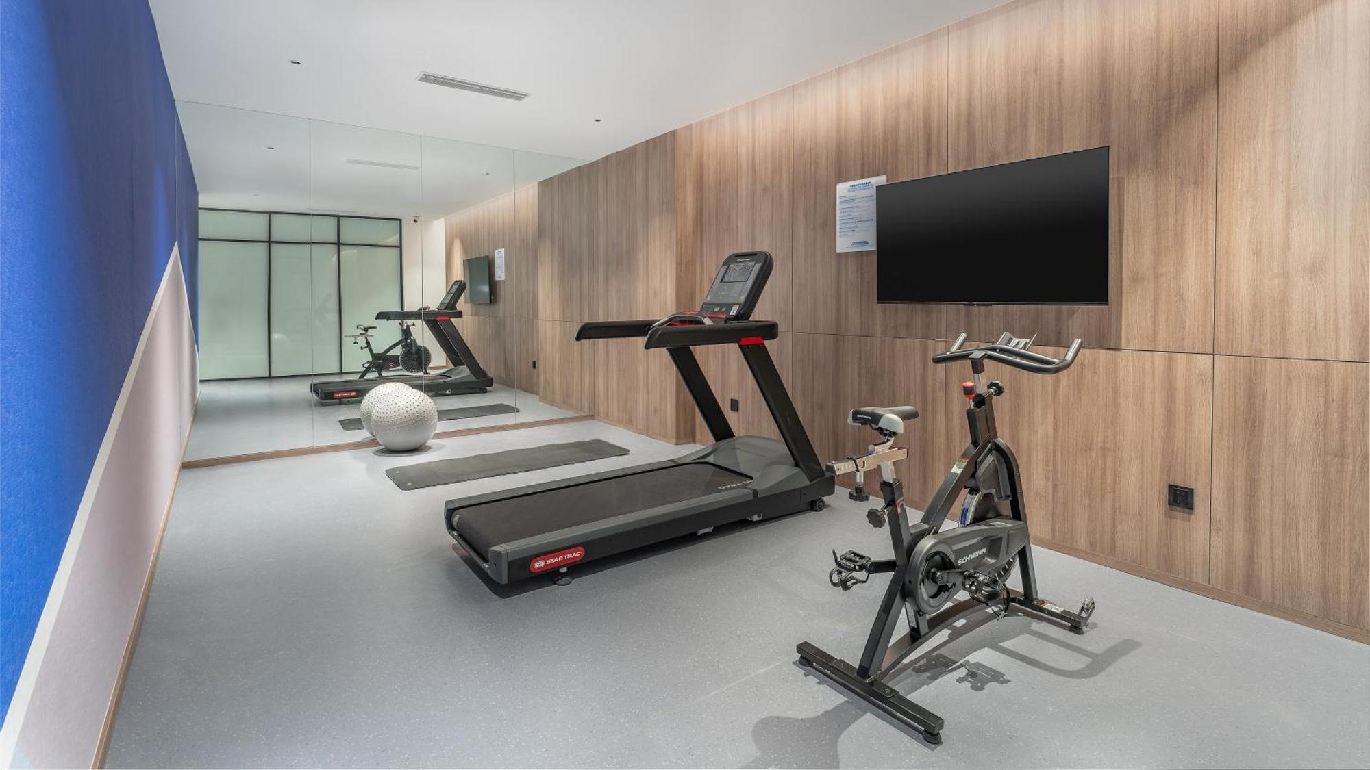 Holiday Inn Express Qingdao Shibei By Ihg Exteriér fotografie